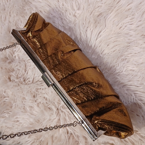 BcbgMaxAzria evening clutch - Picture 4 of 15